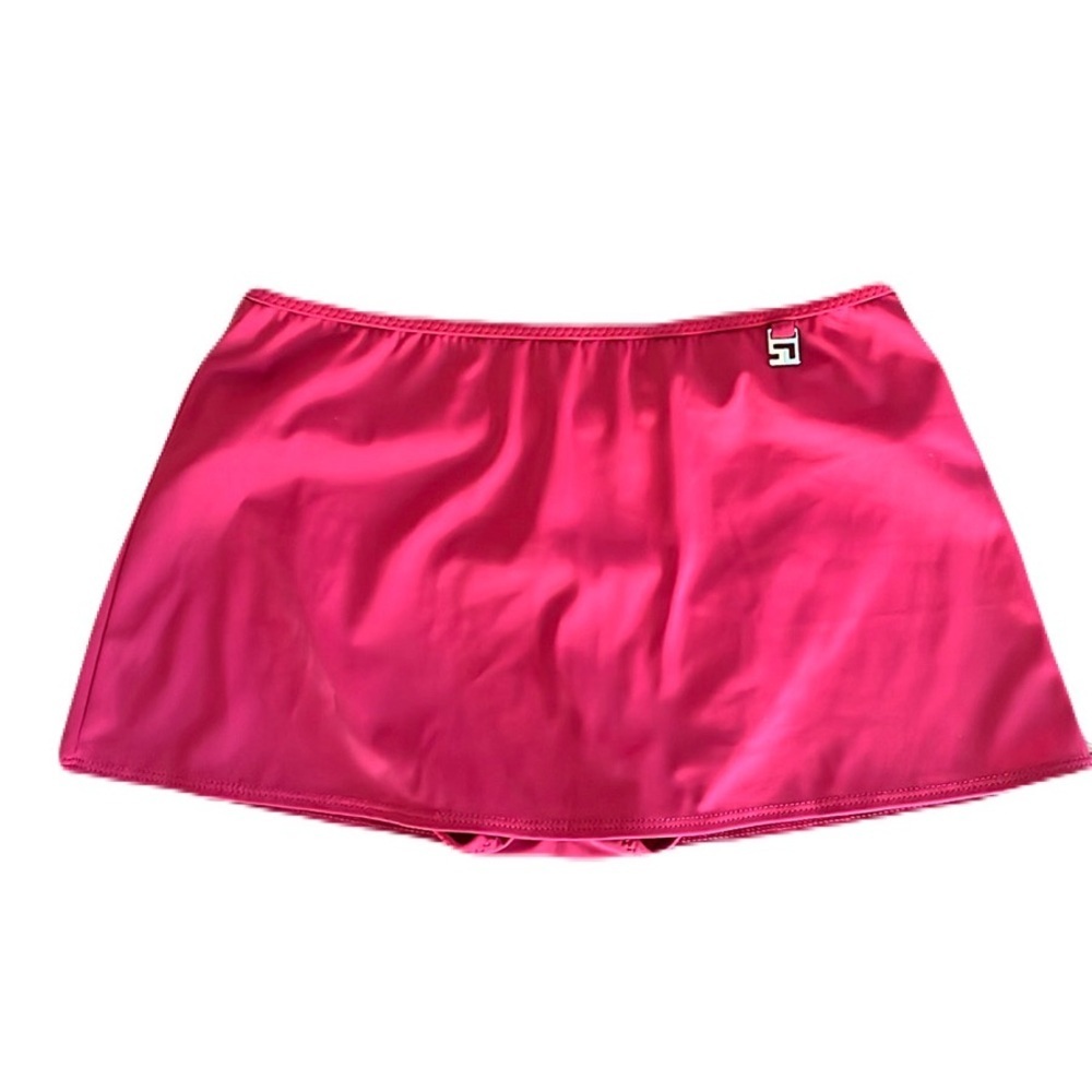 St John Sports Red Short Skort Size 2